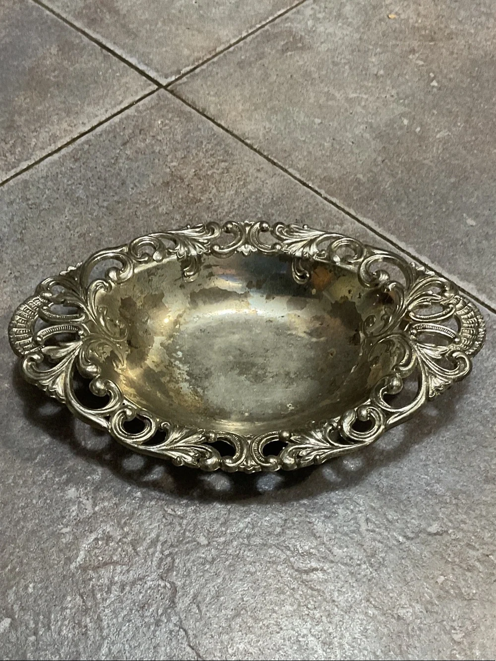 Raymond Ornate Silver-Tone Decorative Serving Bowl (Japan)